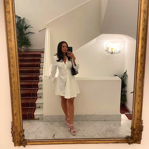 Meet your Posher, Lia - Picture 7 of 8